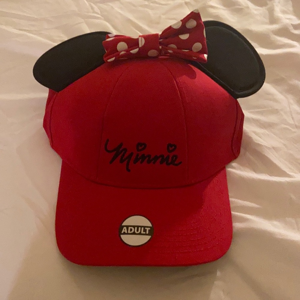 Disney Minnie mouse hat NWT
